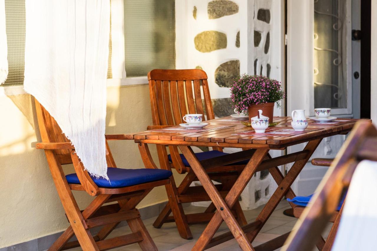 Irene Seafront Apartment ネオイ・エピヴァタイ エクステリア 写真